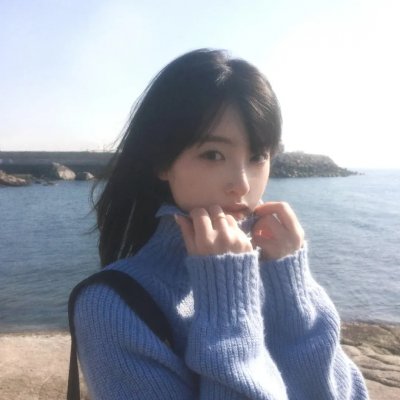 不发光的太阳海报